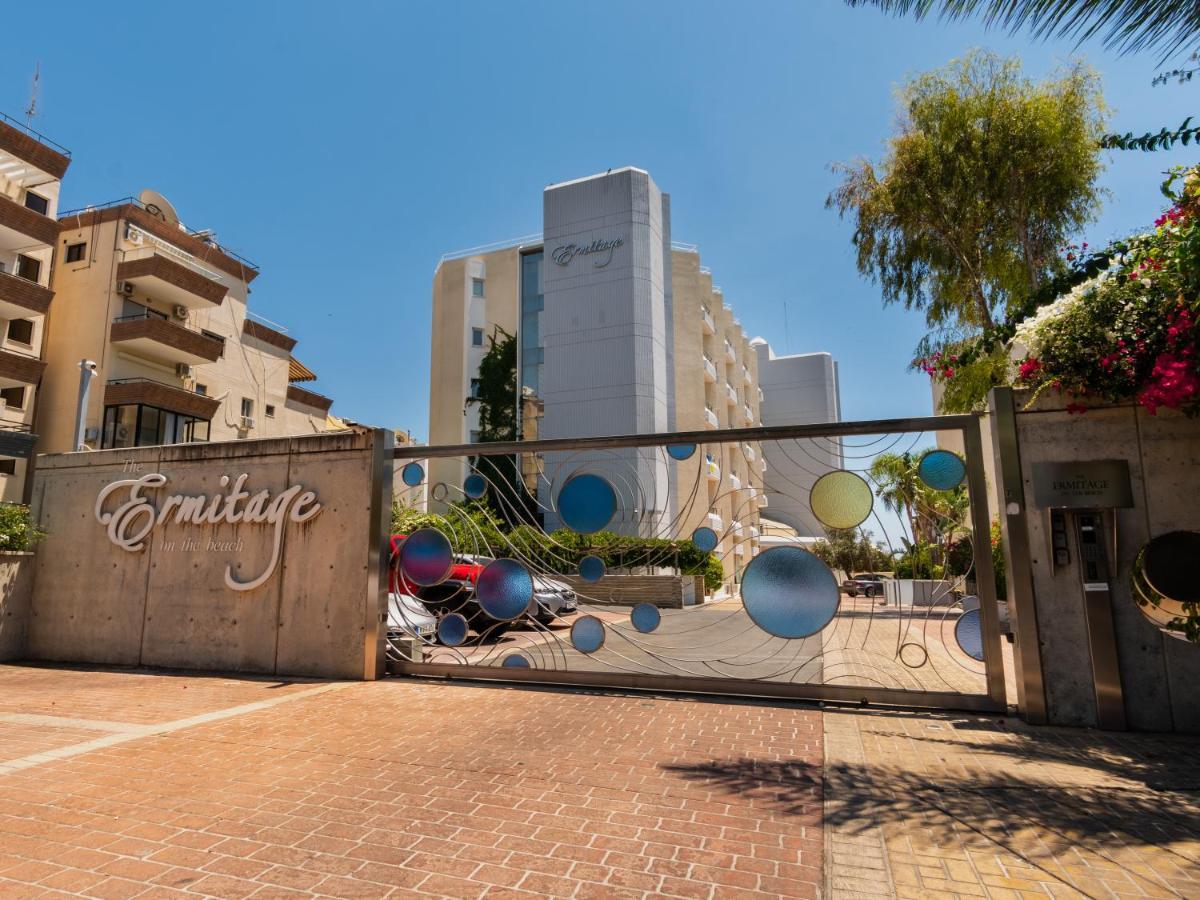 Sanders Ermitage On The Beach - Delightful 1-Bedroom Apartment With Sea View Limasol Dış mekan fotoğraf